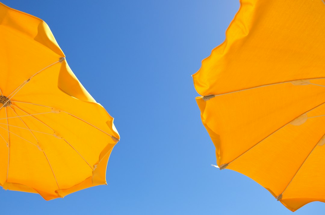 Summer Sourcing Risks: Navigating Market Saturation and Compliance Barriers in Cooling Products
