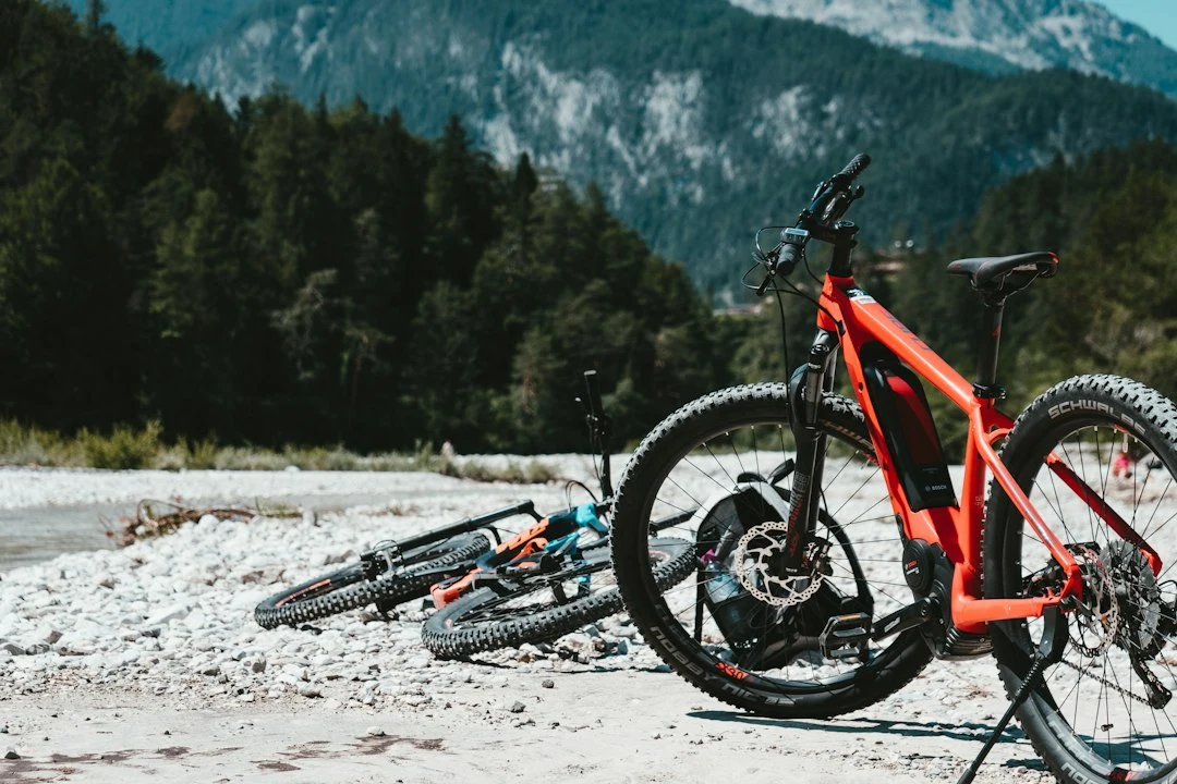 DJI's Amflow E-Bikes: Sourcing High-End Chinese Manufacturing for the European Market